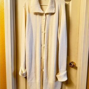 Carolyn Taylor Cozy Cream Button-Up Women's Sweater